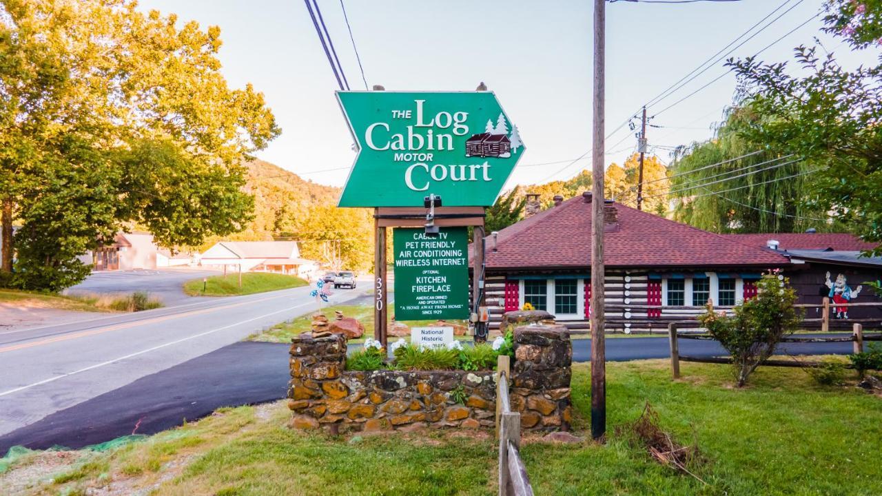 Log Cabin Motor Court Asheville Exteriör bild